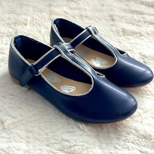 Girls Gymboree dress shoes.  Toddler size 10- like new